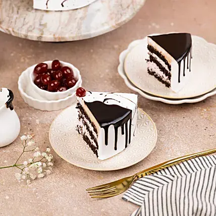 Creamy Drip Black Forest Cake