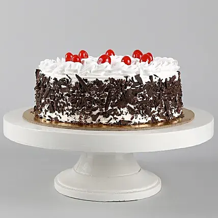 Cream & Cherry Black Forest Cake