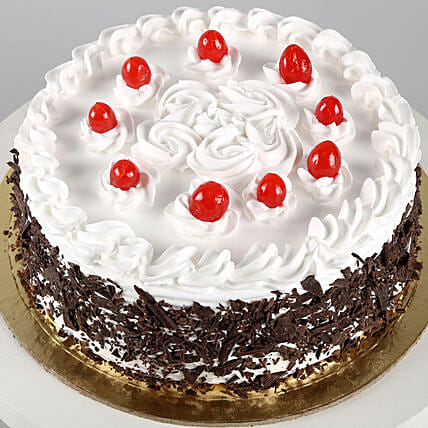 Cream & Cherry Black Forest Cake