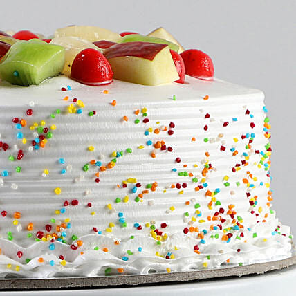 Fresh Fruit Vanilla Cake