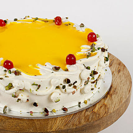 Cream Pista Pineapple Cake