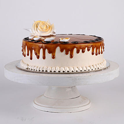 Delicious Caramel Cake