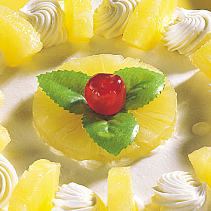 Delicious Pineapple Cream Cake