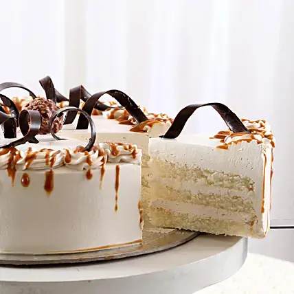 Heavenly Caramel Cream Cake