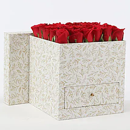 Stylish Box Of Red Roses & Chocolates