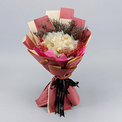 Sweet Rocher Bouquet