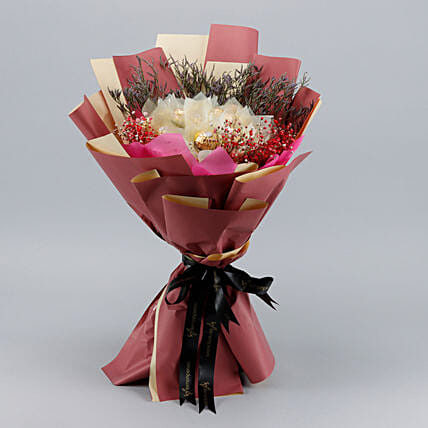Sweet Rocher Bouquet