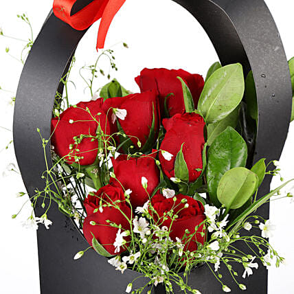 Ravishing 7 Red Roses