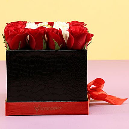 White & Red Roses Love Box