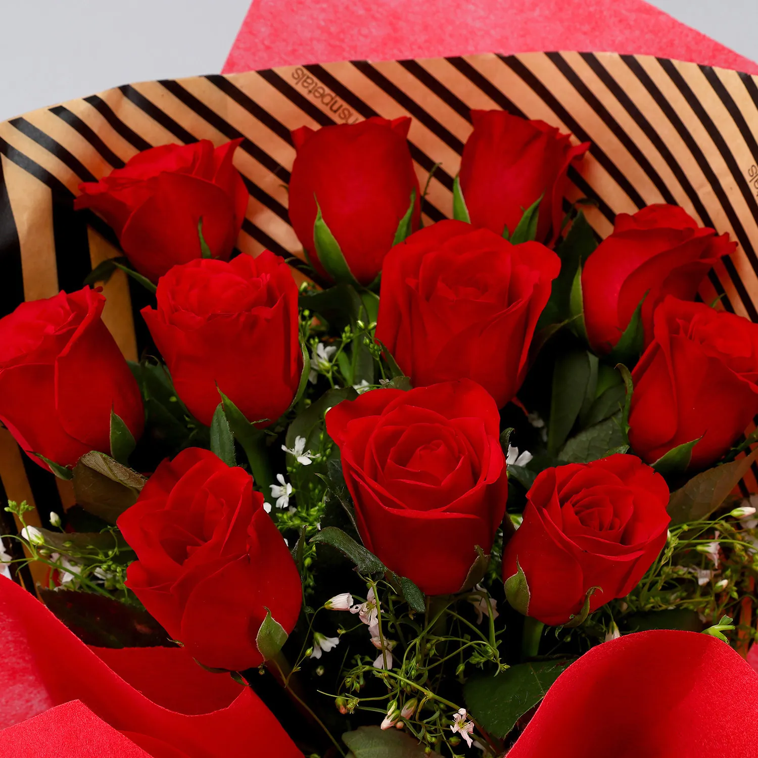 Romantic 10 Red Roses Bouquet