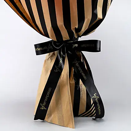 Romantic 10 Red Roses Bouquet