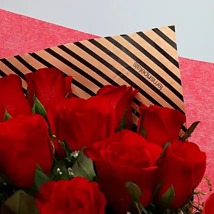 Romantic 10 Red Roses Bouquet