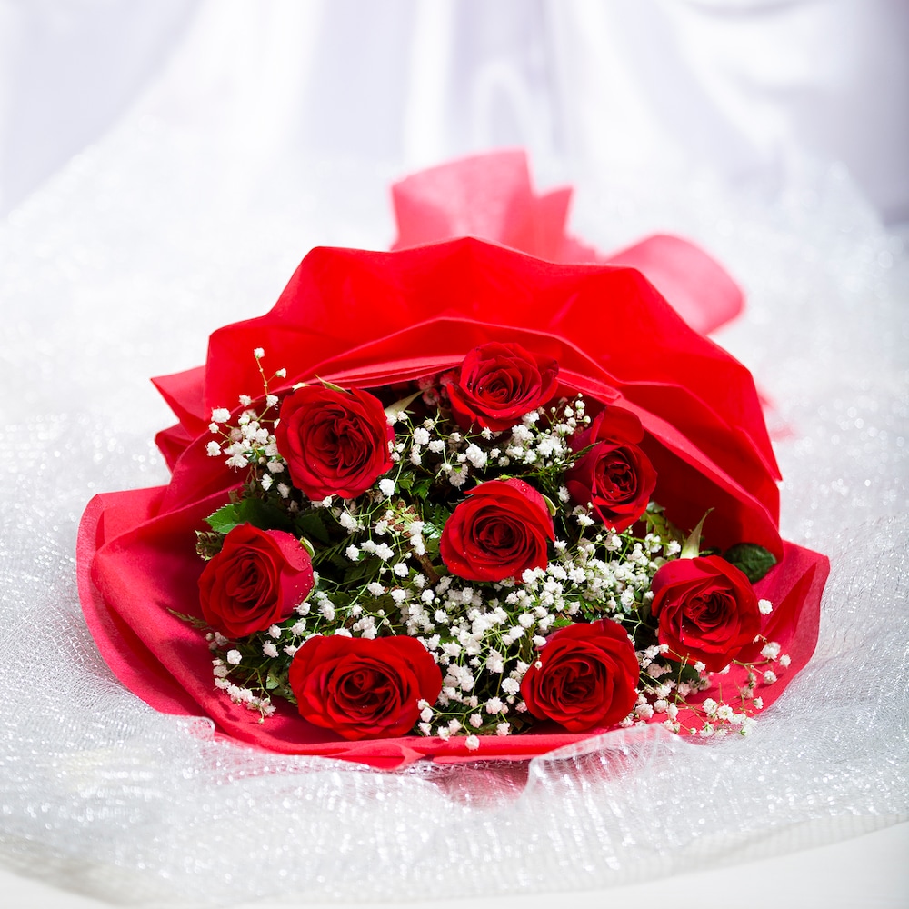 8 Red Roses Bouquet