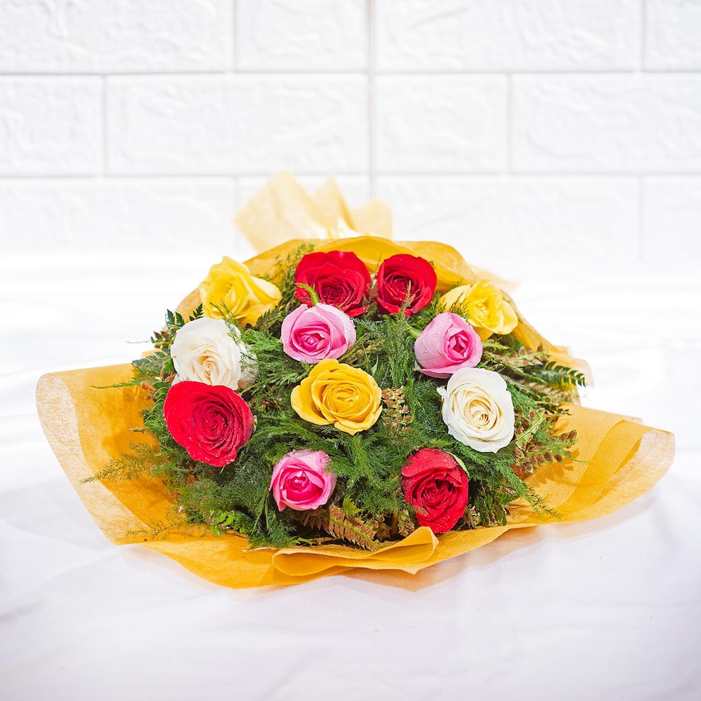 Amber Embraced Mix Roses Bouquet