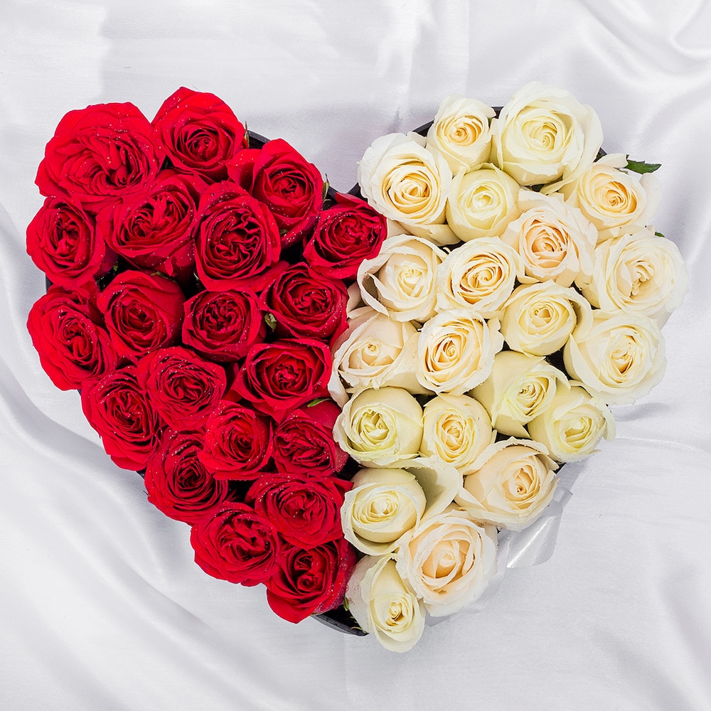 Scintillating Mix Roses Heart Arrangement