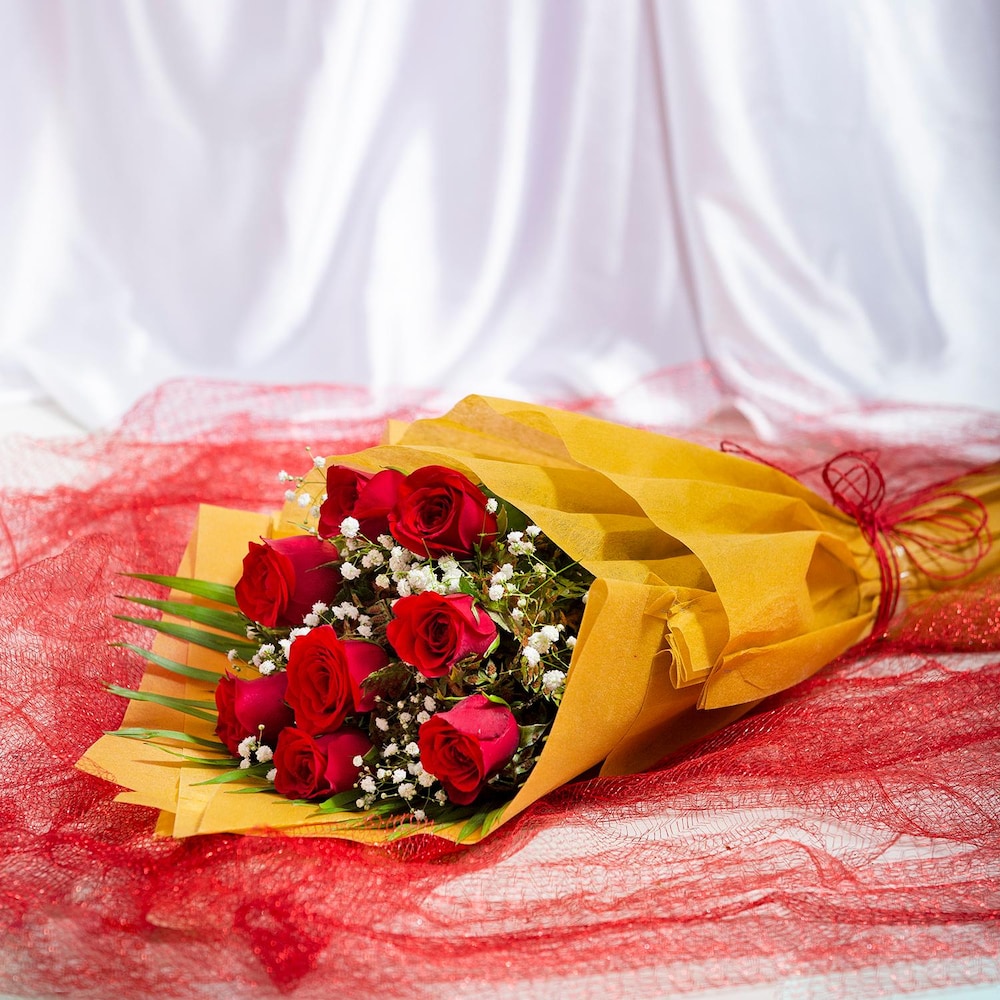 Mystique 8 Red Roses Bouquet