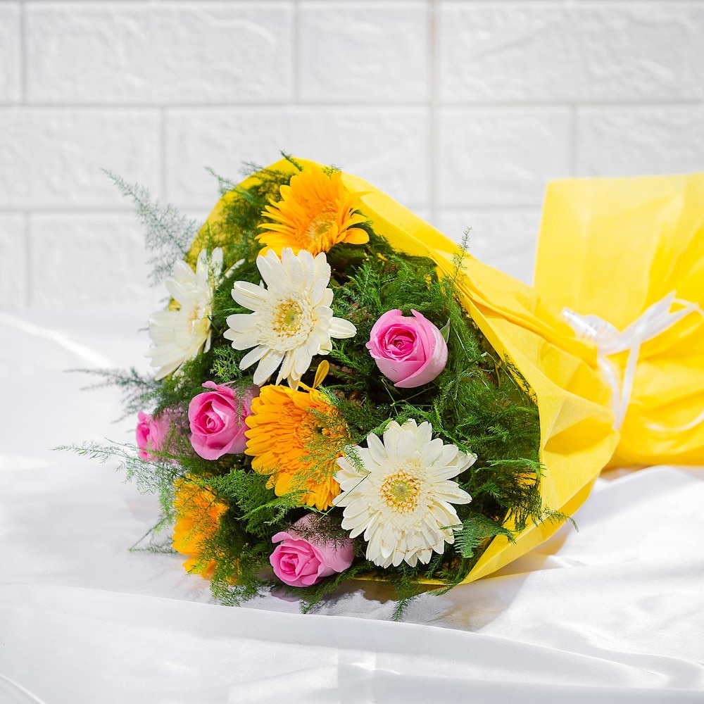 Sensational Mix Flowers Bouquet