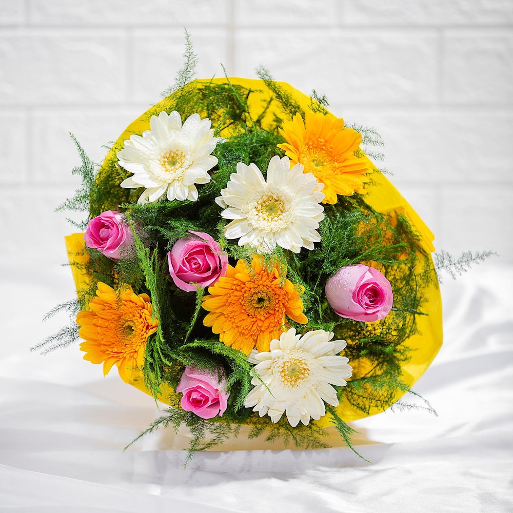 Sensational Mix Flowers Bouquet