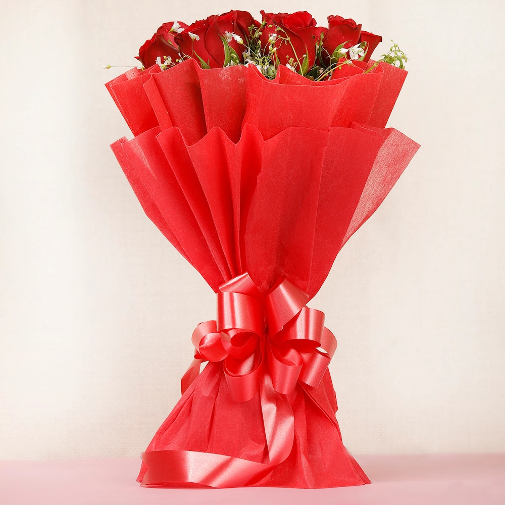 Red Flower Bouquet With Pearl Rakhi