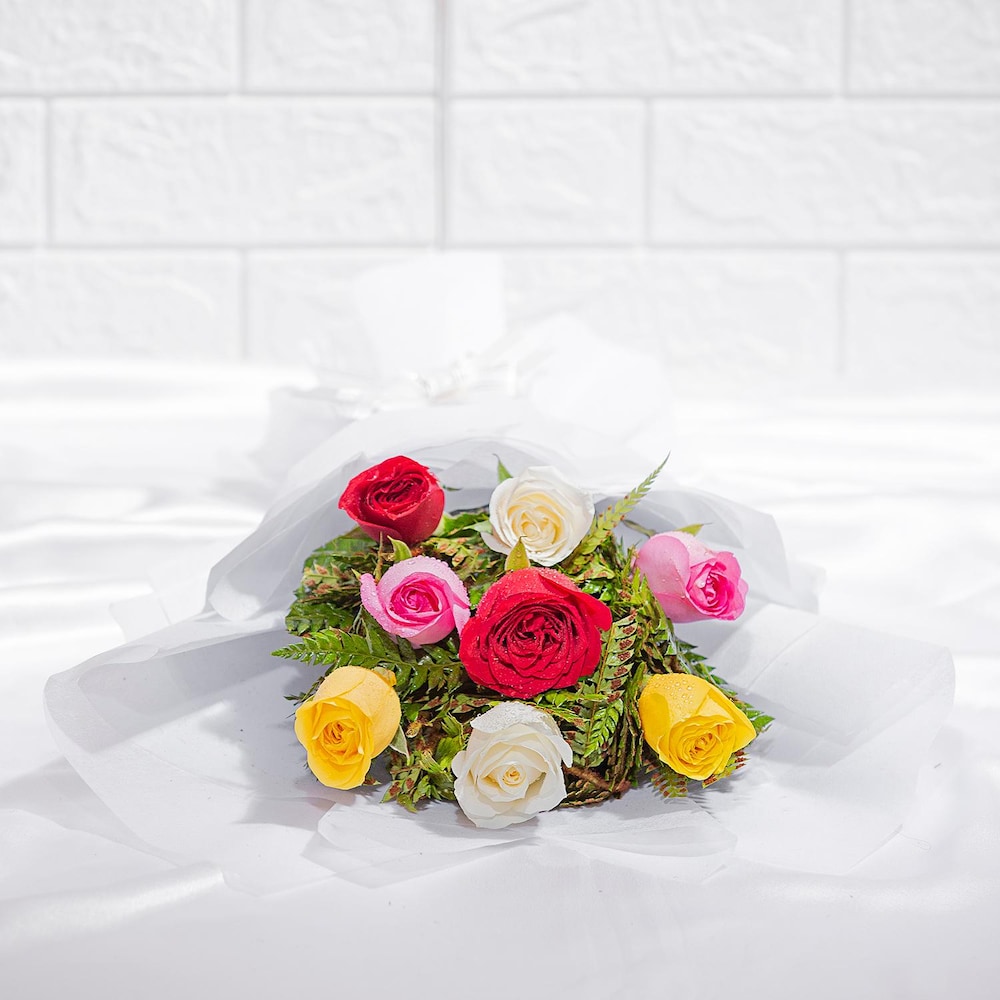 Elegant Mix Roses Bouquet