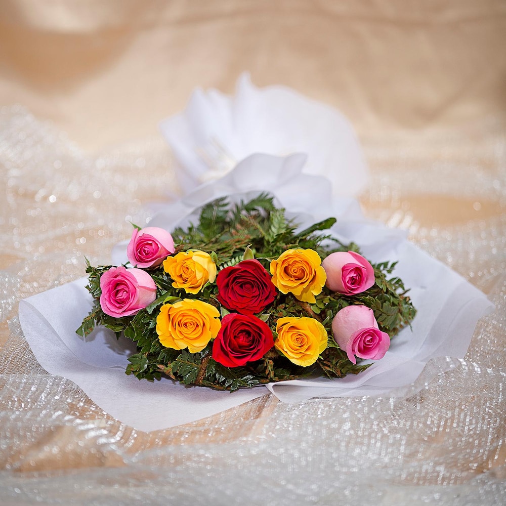 Blend Of Emotions Roses Bouquet