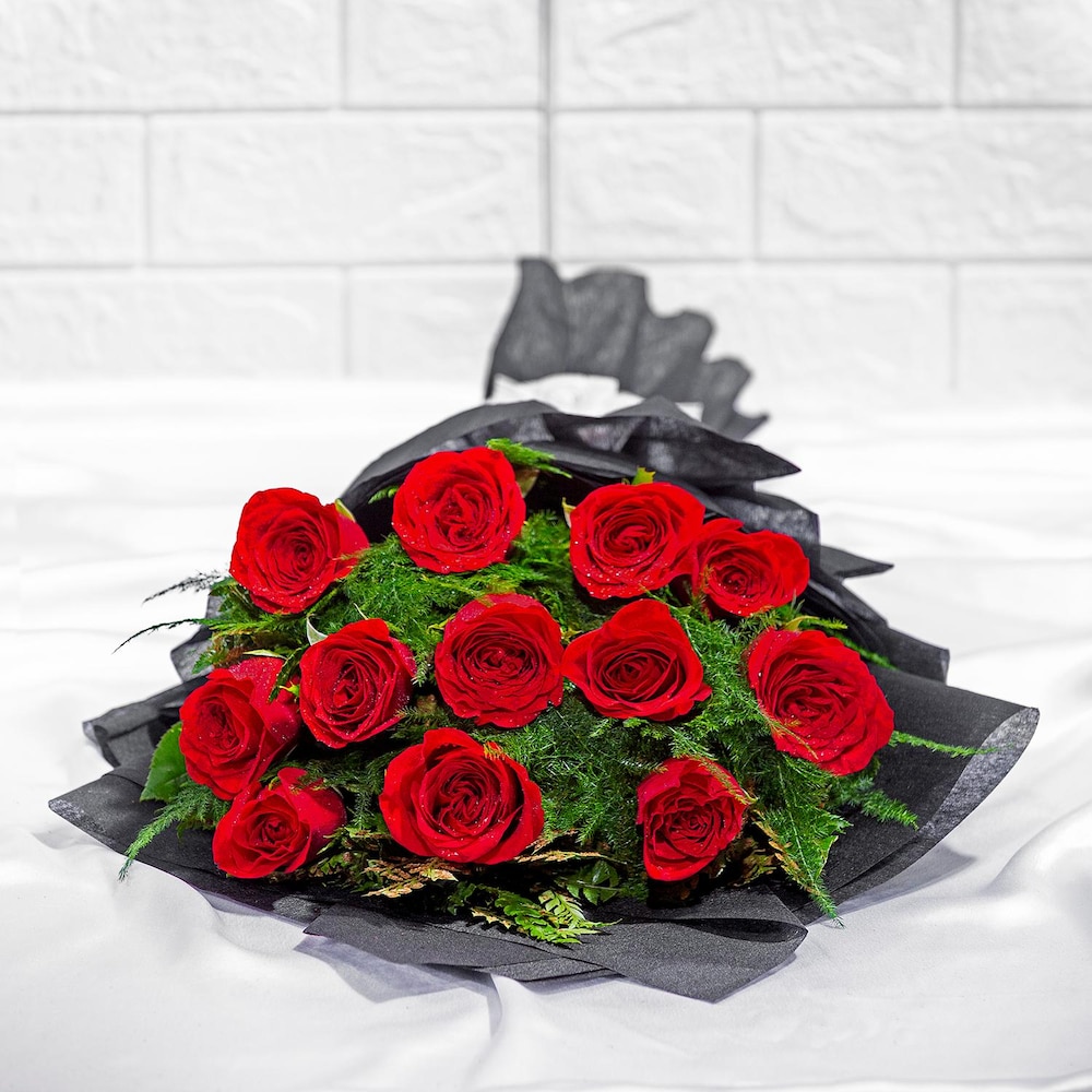 Enchanting Love Red Roses Bouquet