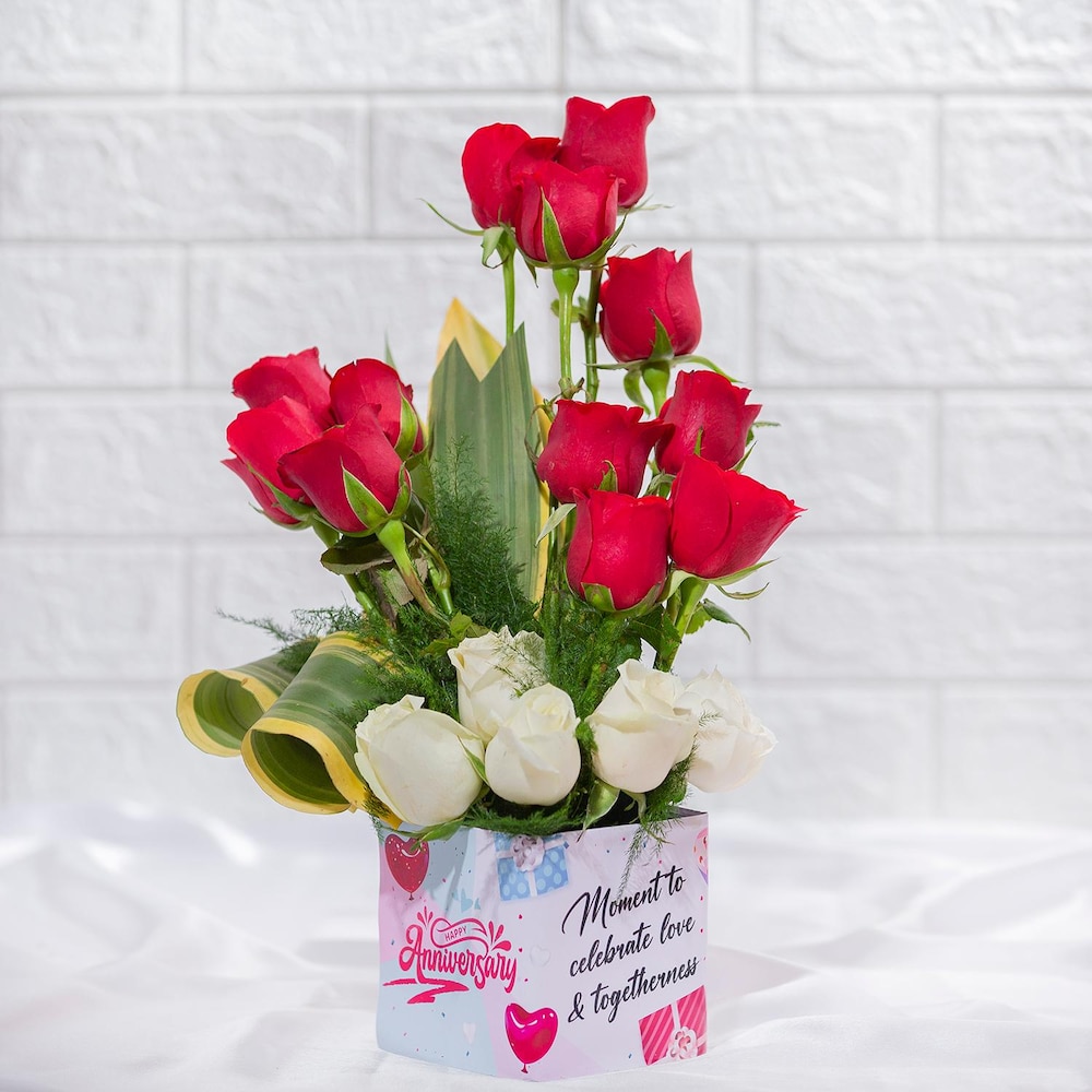 Heartfelt Roses Wishes Floral Arrangement
