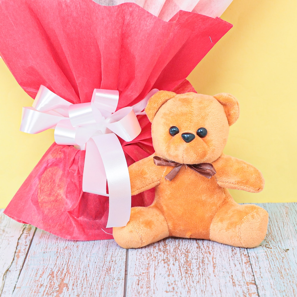 Red Admirable Rose Bouquet