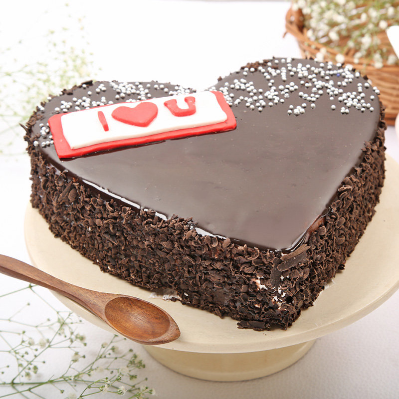 Heartshaped Cake