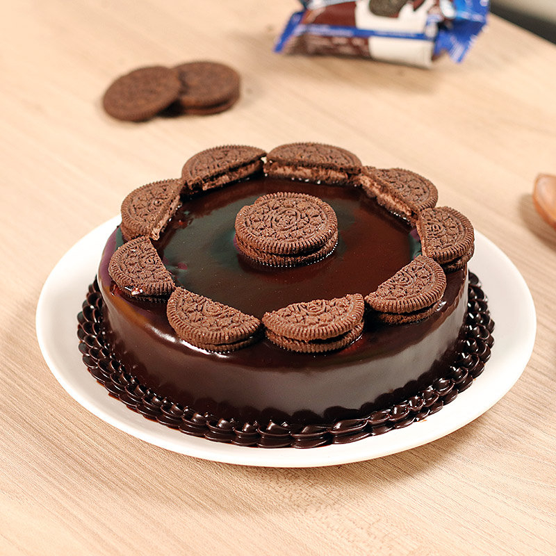Enchanting Oreo Cake