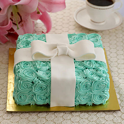 Floral Designer Pineapple Cake