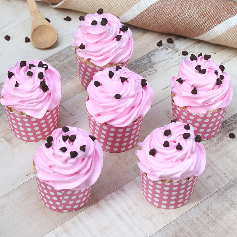 Strawberry Choco Chip Cupcakes