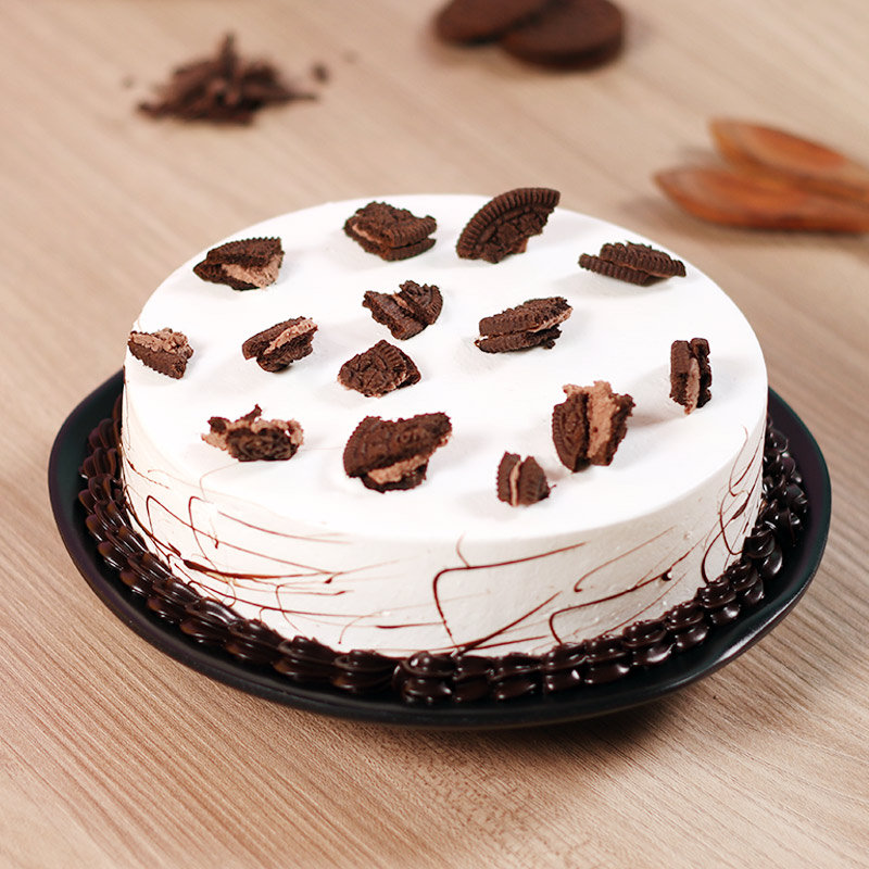 Gleeful Oreo Cake