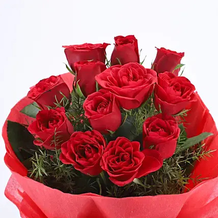 Softy Roses Hamper Combo