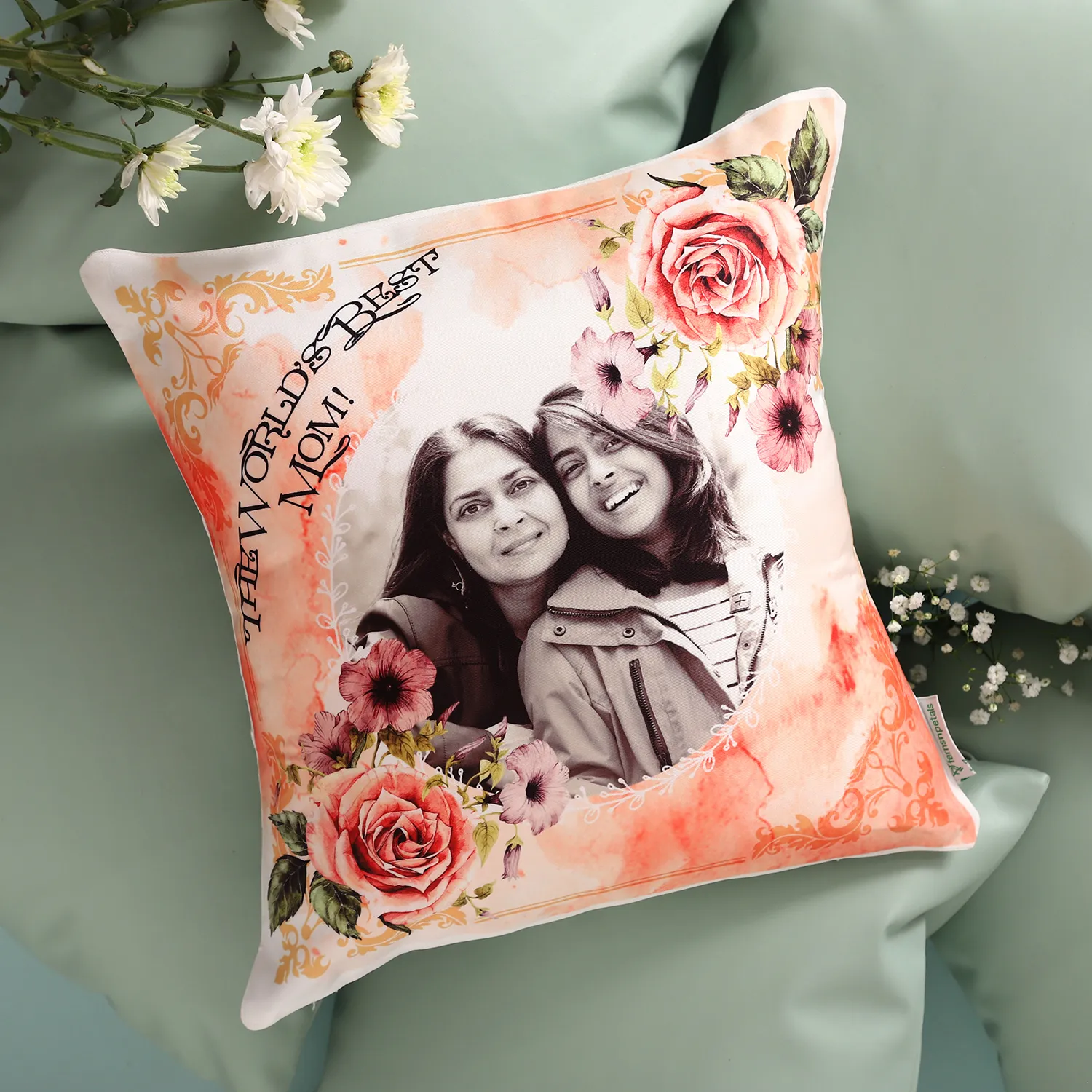 World s Best Mom Personalised Cushion Hand Delivery