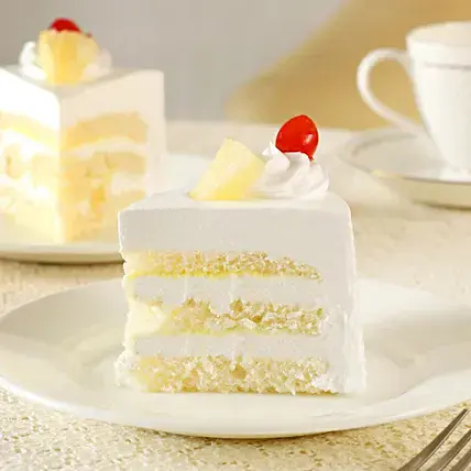 Creamy Pineapple Pastry- 6 Pcs
